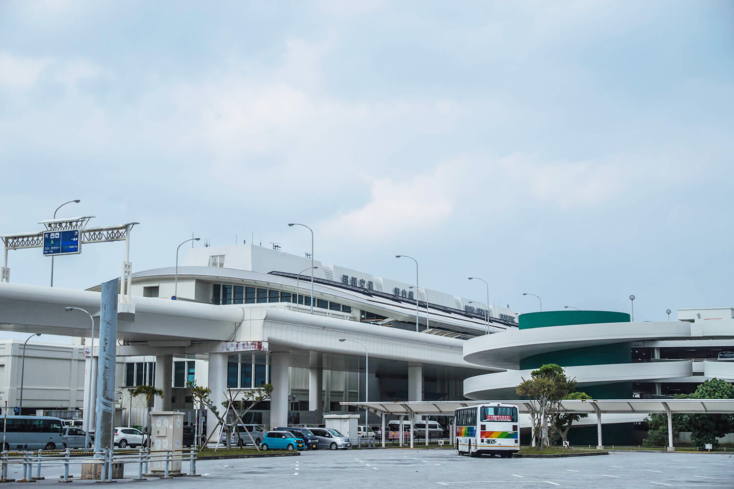 那覇空港外観