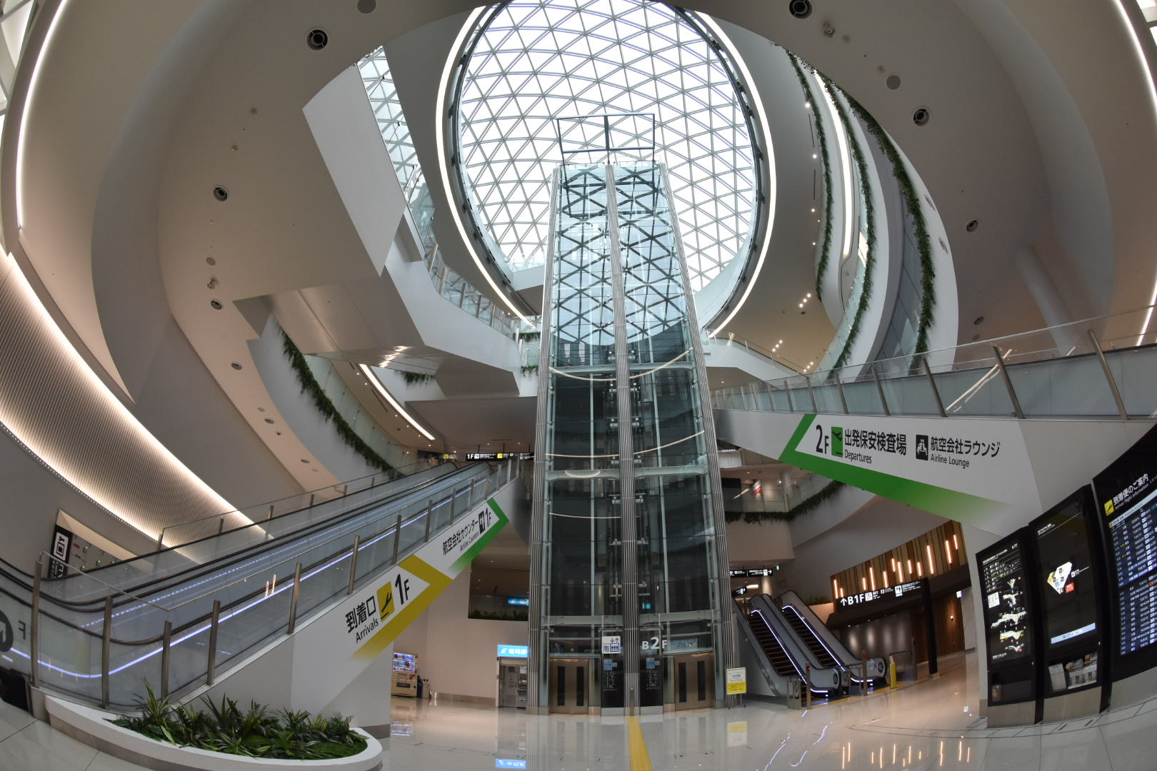 福岡空港 内観